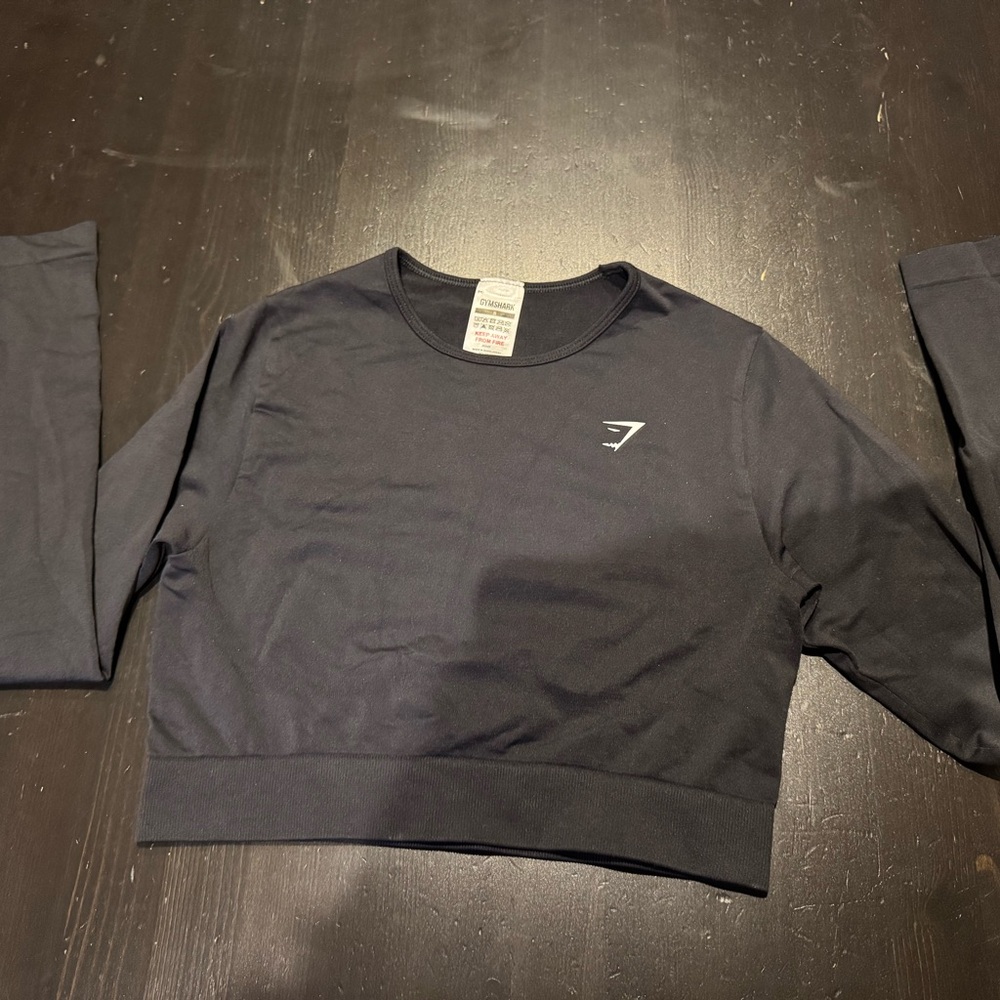 Gymshark Black Cropped Long Sleeve Athletic Top with Logo